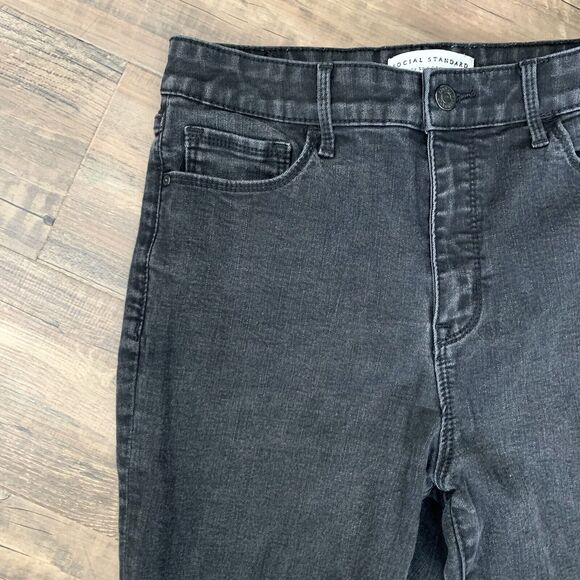 Social Standard By Sanctuary High Rise Skinny Black Jean Size 10/30 - Picture 2 of 4